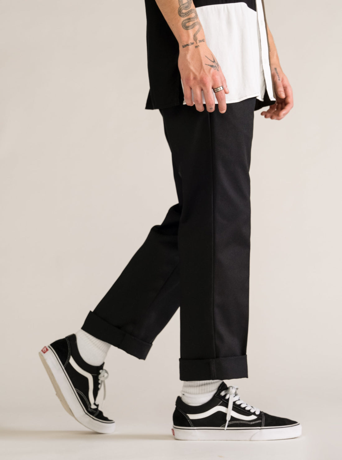 New Wave Regular Pants, Negro