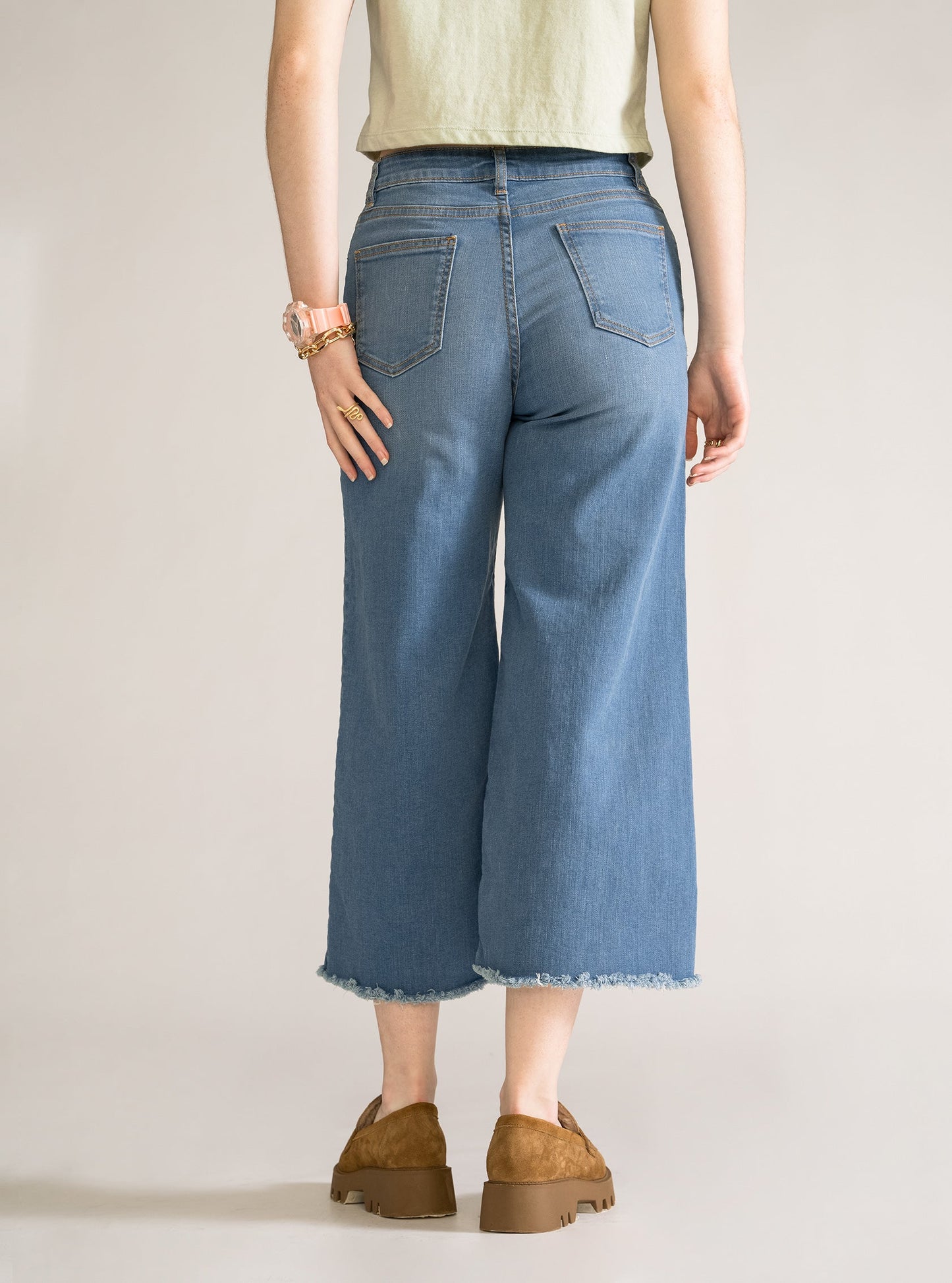 Levitating Cropped Wide Leg Jeans, Azul Claro