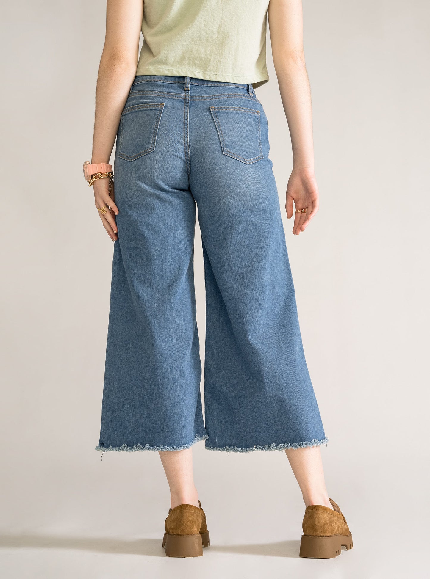 Levitating Cropped Wide Leg Jeans, Azul Claro