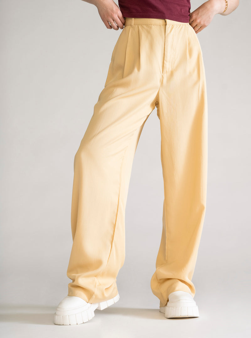 On The Go Wide Leg Pants, Amarillo Claro