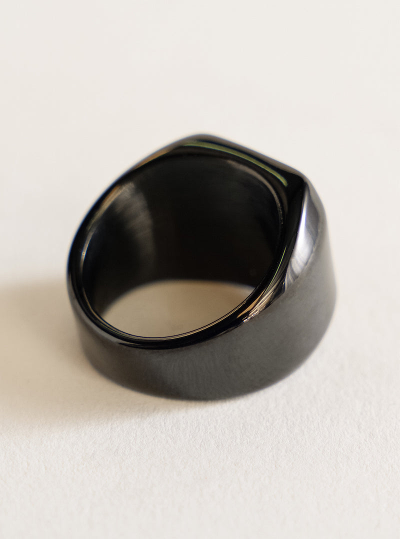 Four Corners Ring, Negro