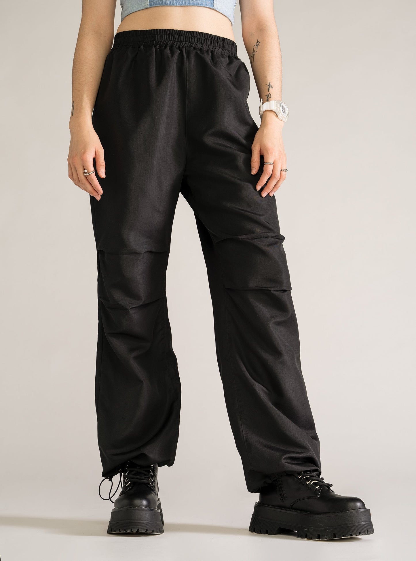 Parachute Babe Pants, Negro