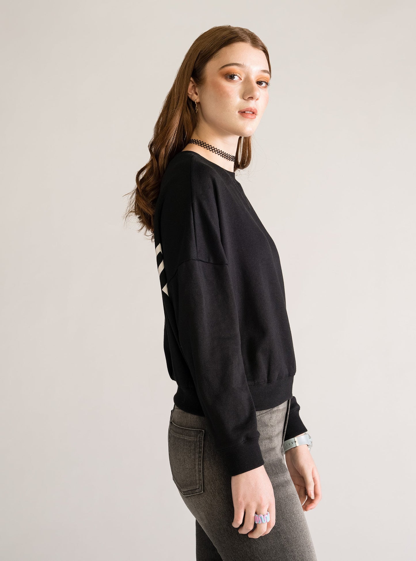 Xtra Is Not Enough Crewneck, Negro