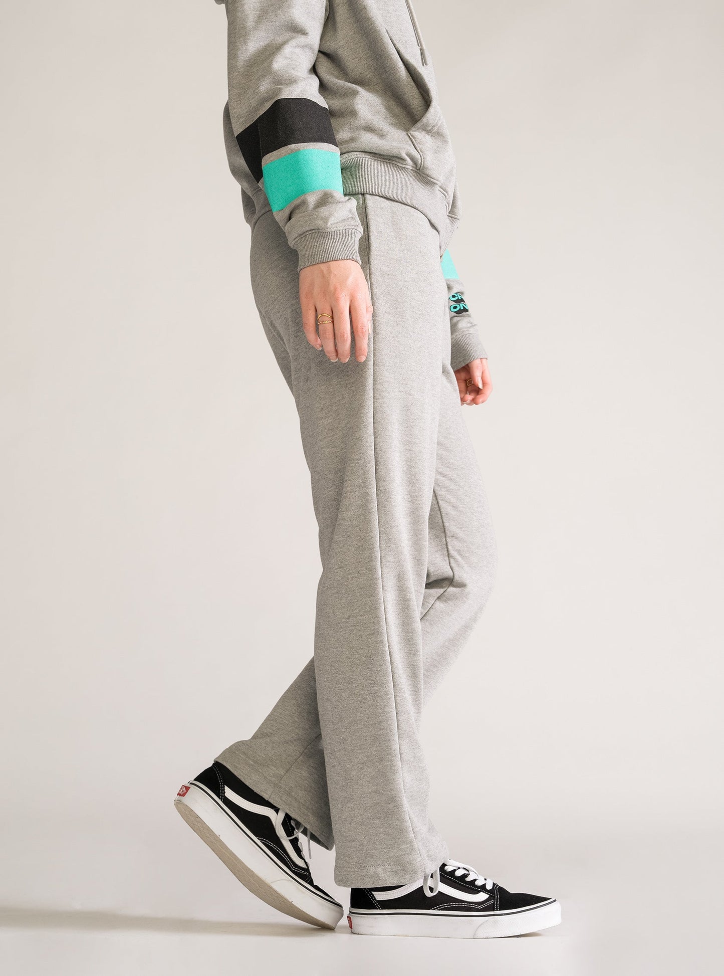 Straight Comfy Pants, Gris Claro