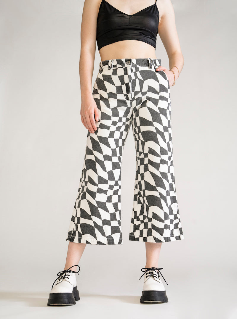 Op-Art Cropped Flare Pants, Negro