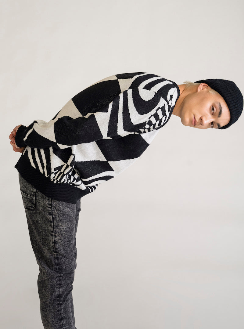 Warped Chess Sweater, Negro