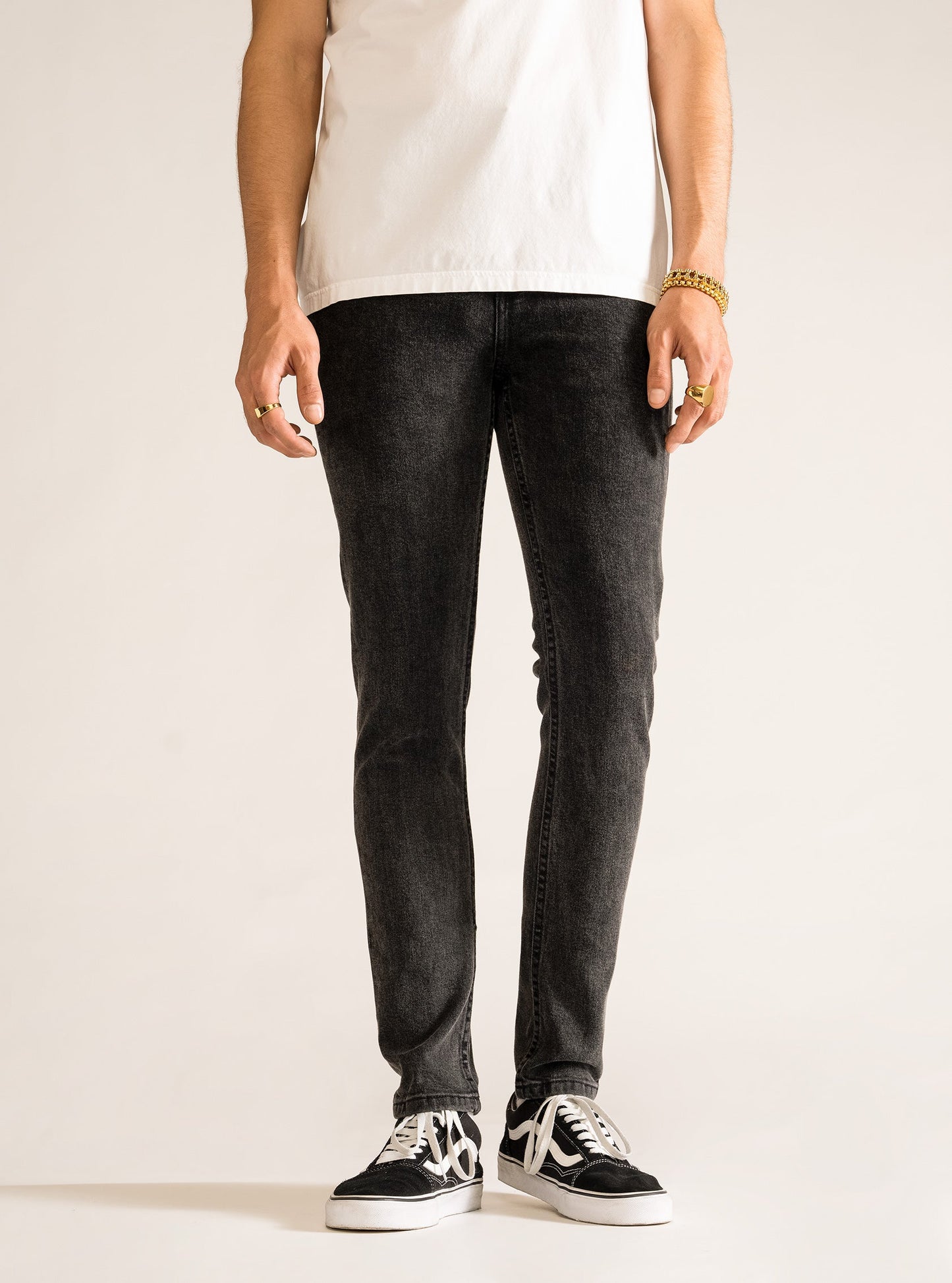 Dark Thoughts Skinny Jeans, Gris Obscuro