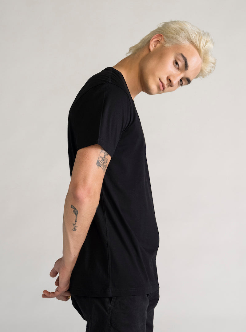 The Perfect T-Shirt V-Neck, Negro