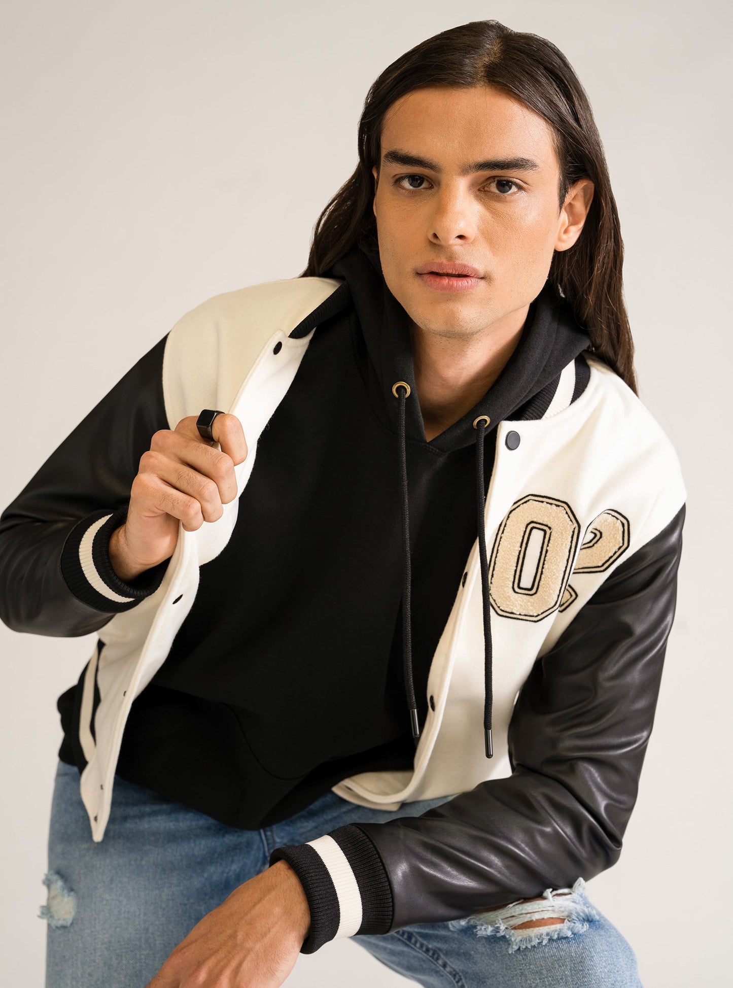 The Perfect Hoodie, Negro