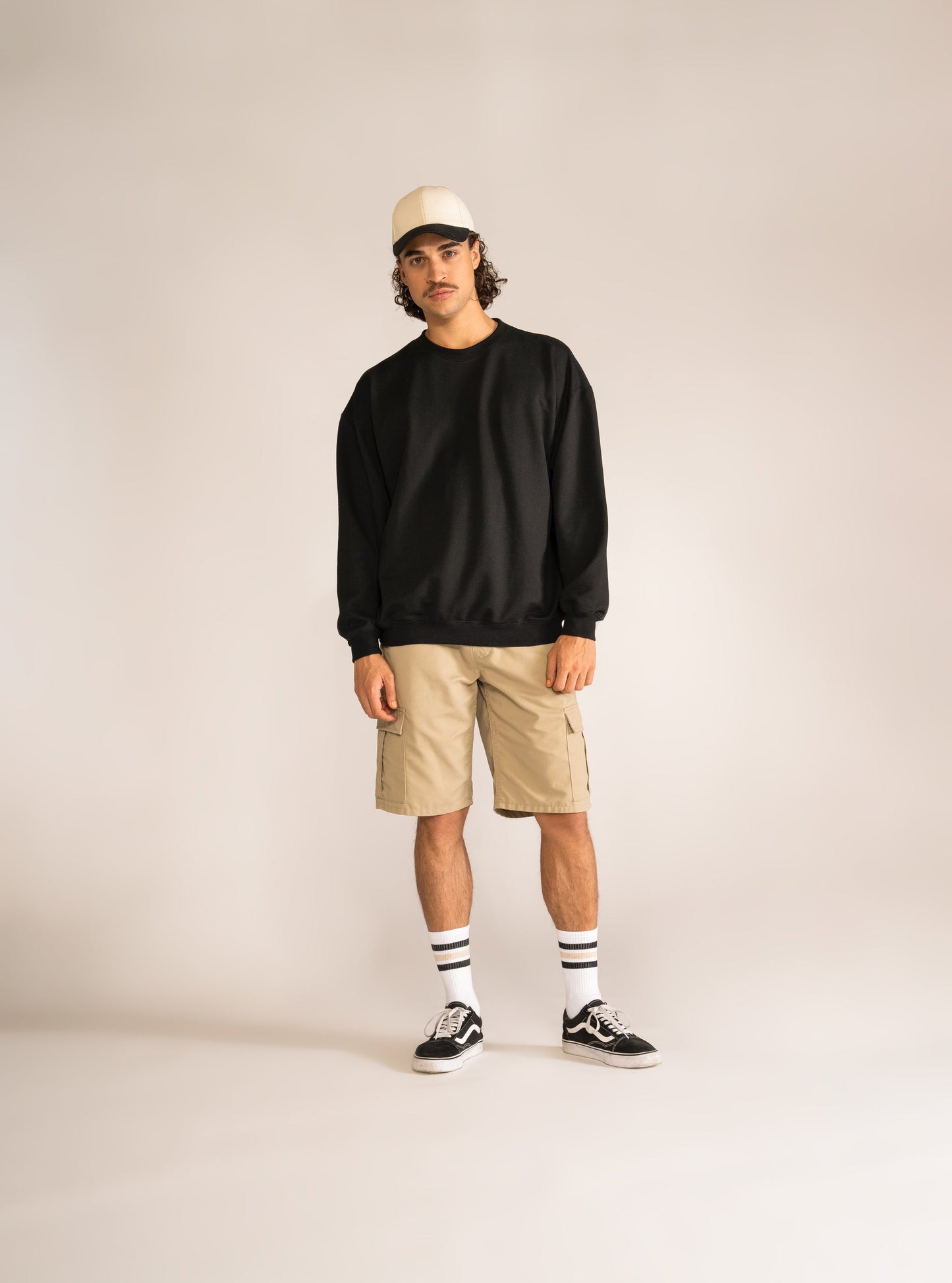 Constant Reinvention Crew Neck, Negro
