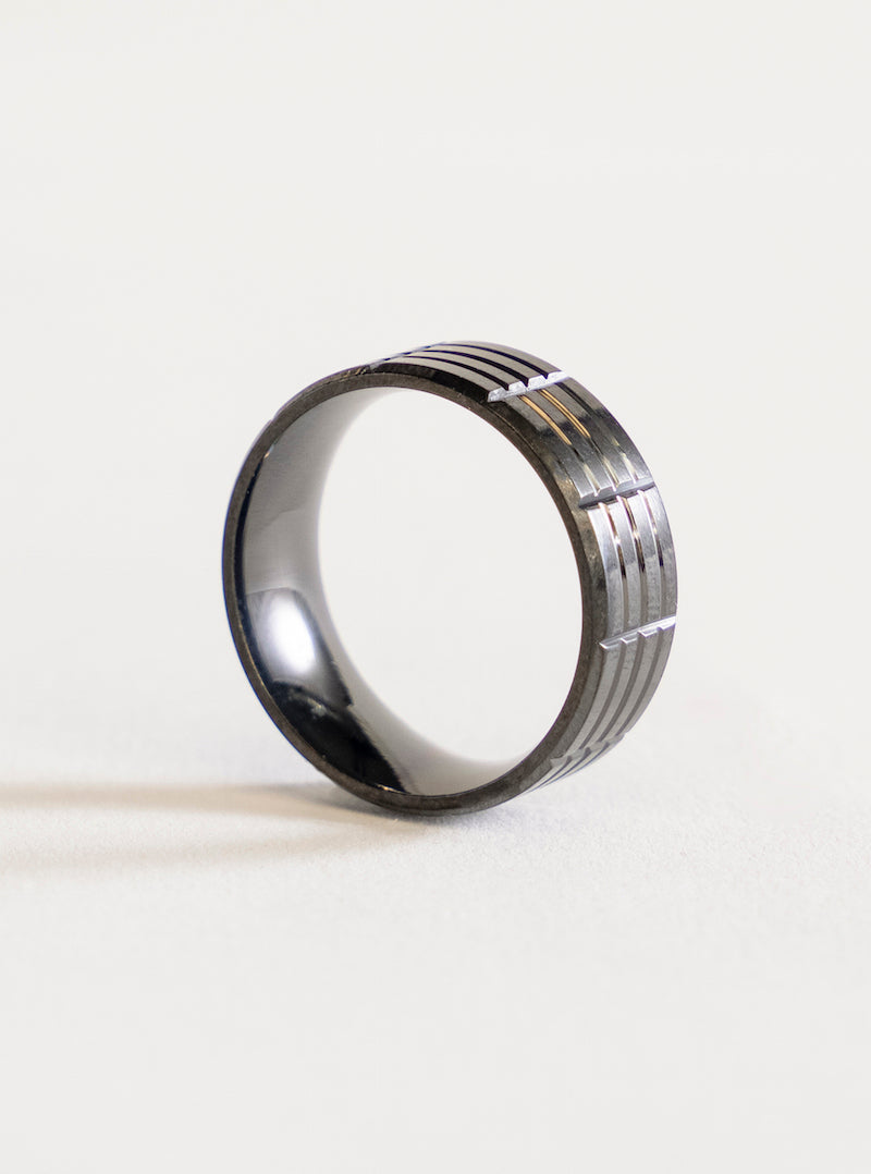 Hand Maze Ring, Negro