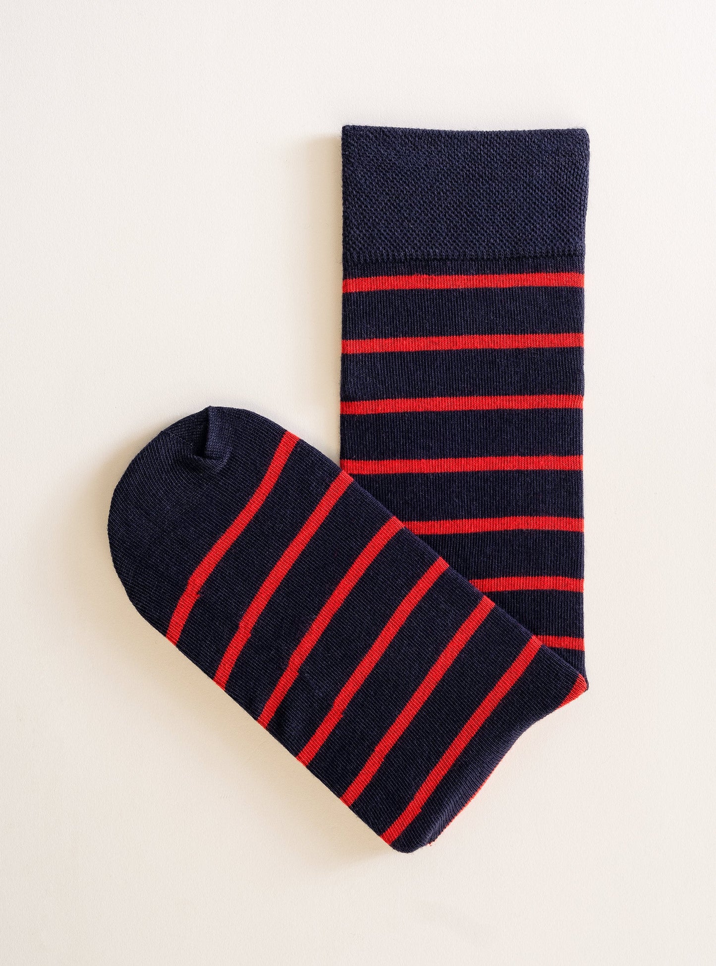 Dots And Diamonds Party Socks, Rojo