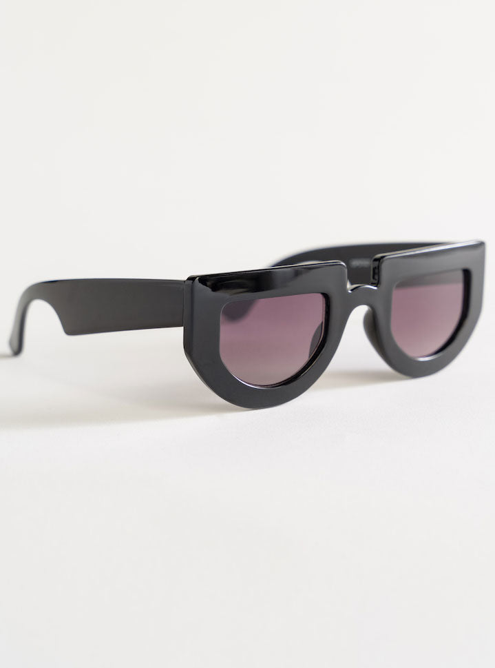 I Feel Love Sunglasses, Negro