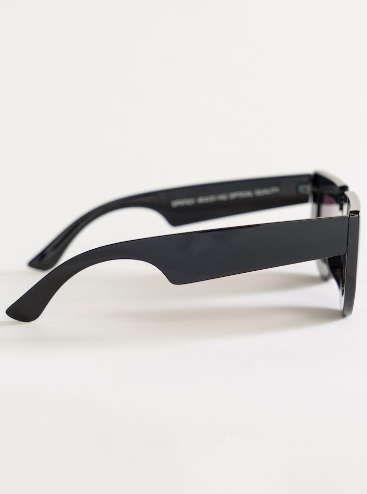 I Feel Love Sunglasses, Negro