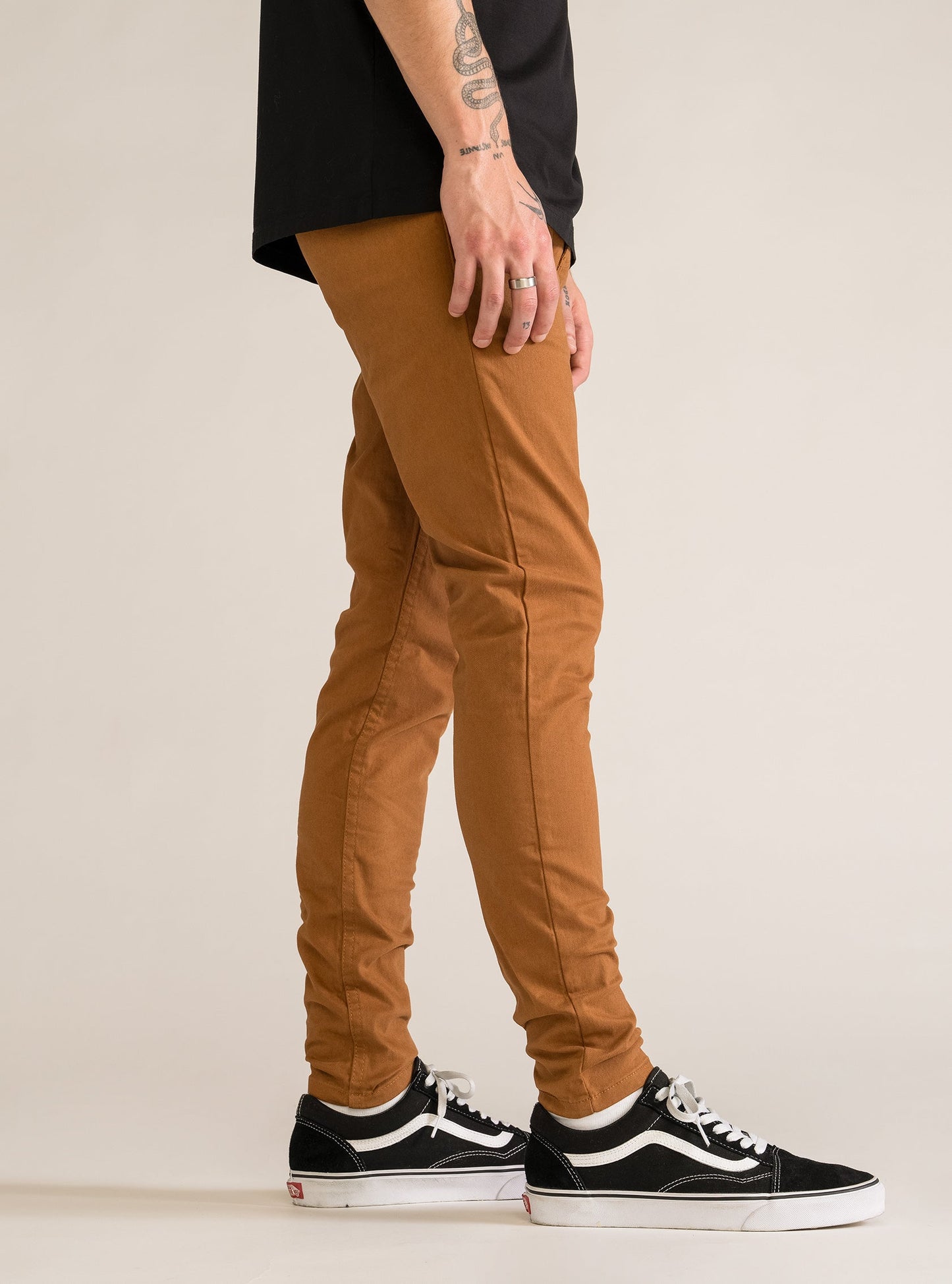 The Classic Skinny Pants, Kaky