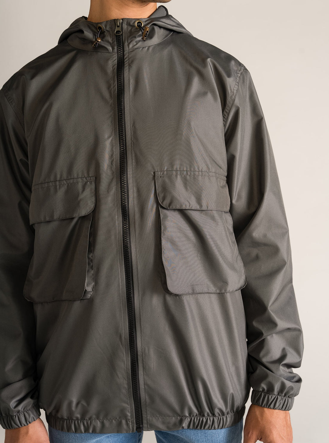That One Rainy Jacket, Gris Obscuro