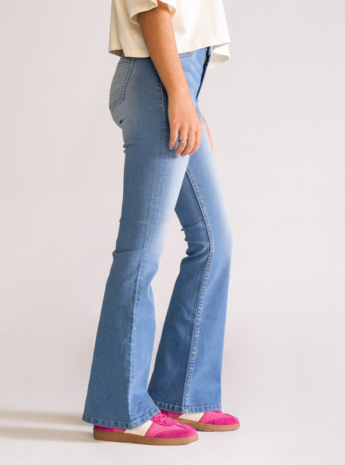 Basic Bell Bottom Jeans, Celeste