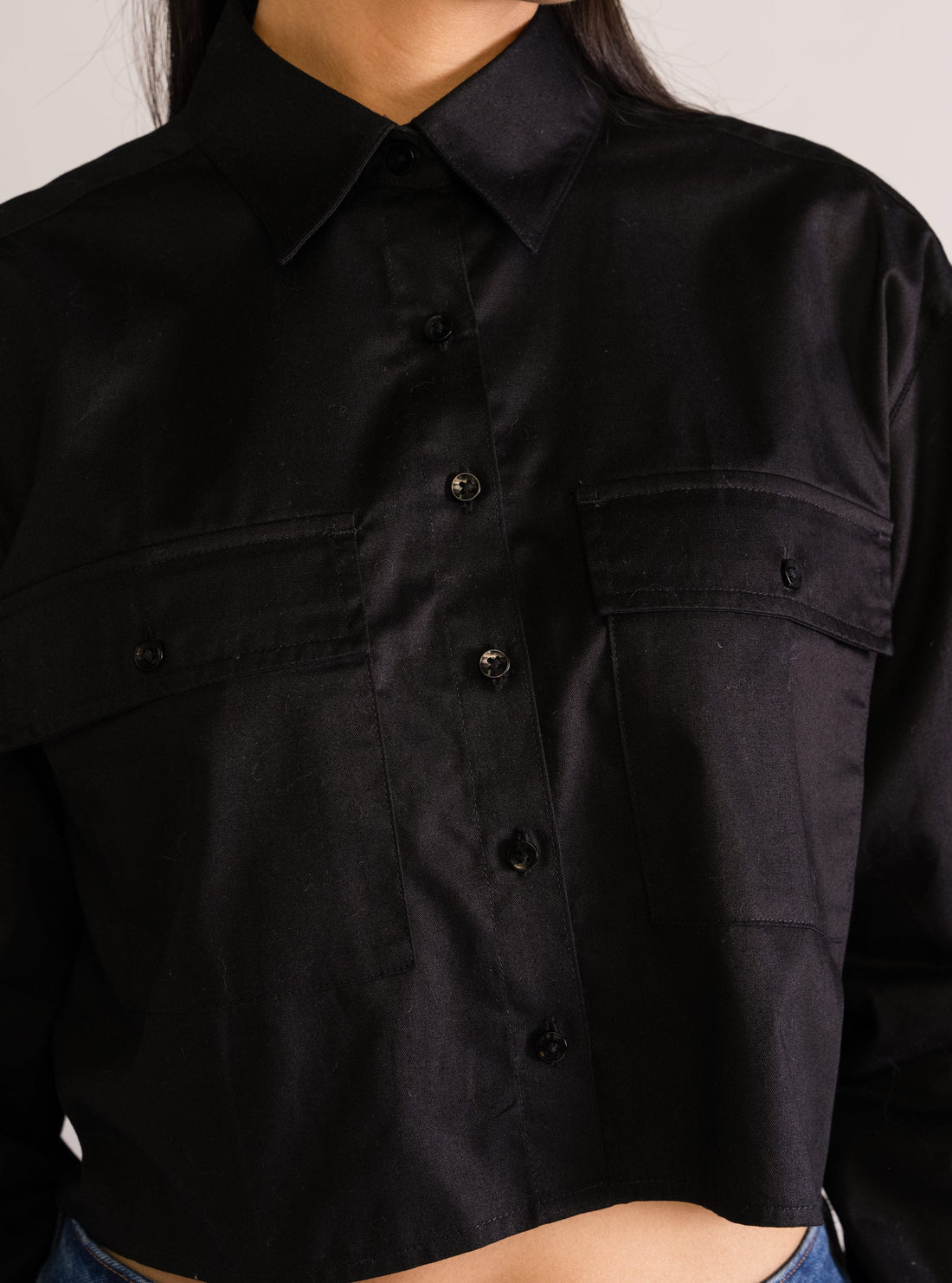 Everyday Cropped Shirt, Negro