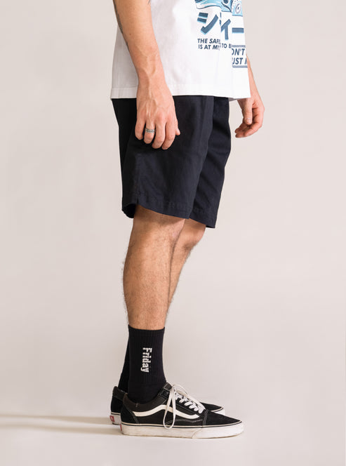 Flare Up Short, Negro