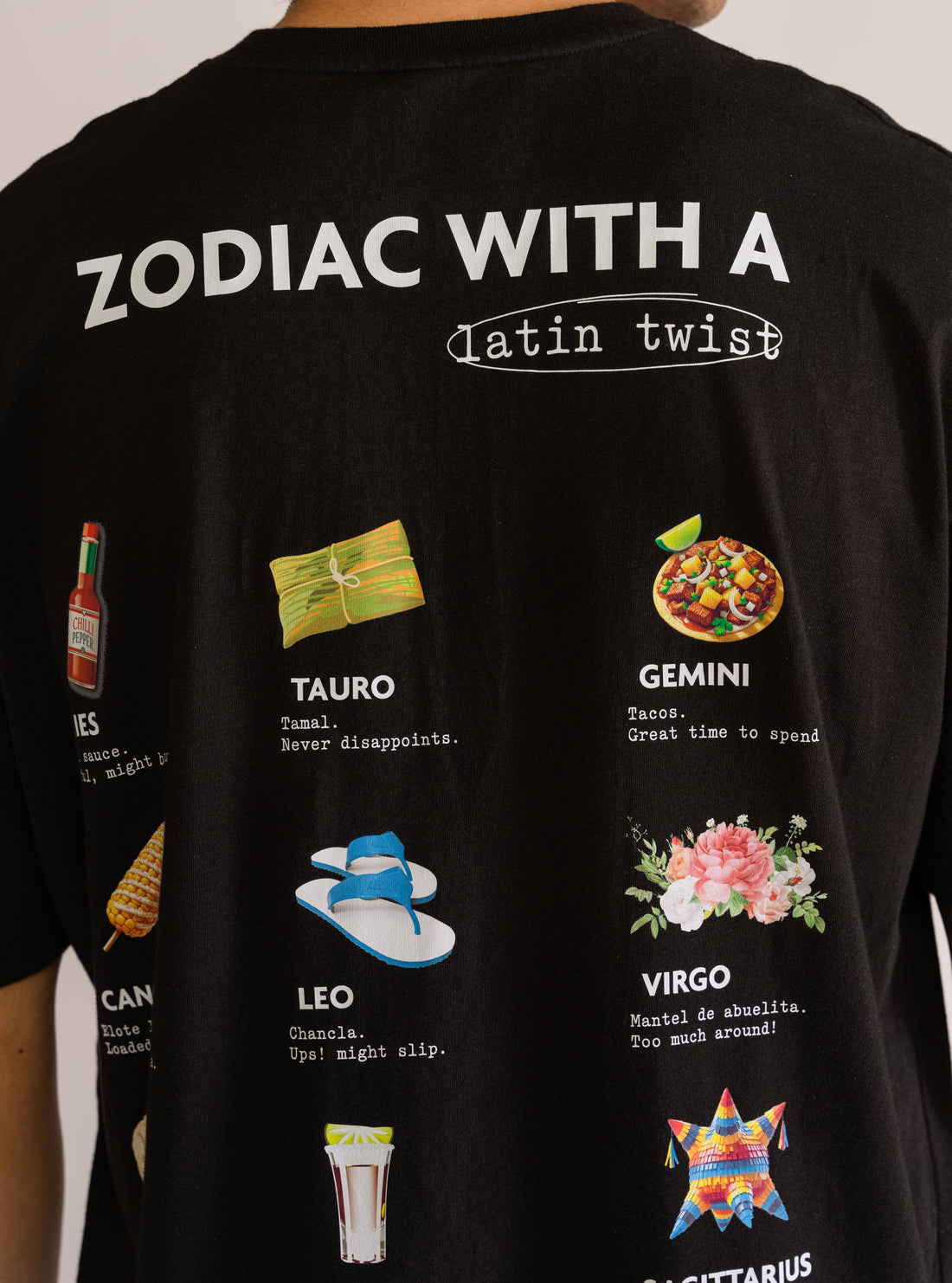 Latino Zodiac Drop Shoulder T-Shirt, Negro