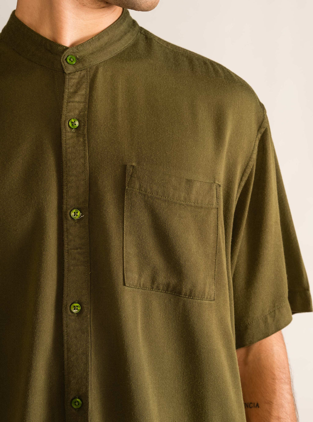 Compliment Shirt, Verde Olivo