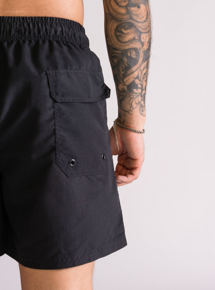 Unbound, Calzoneta, Negro