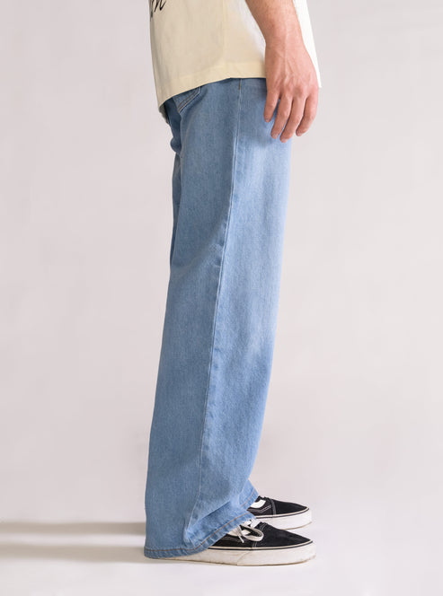 Retrograde Baggy Jeans, Azul Claro