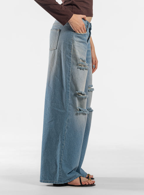 Push To Start, Baggy Jeans, Celeste