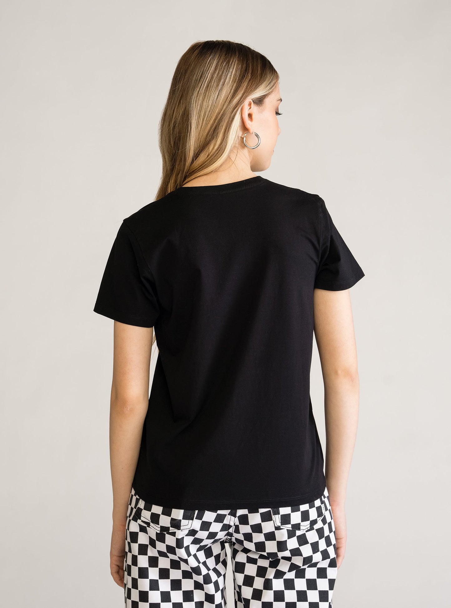 The Perfect T-Shirt, Negro
