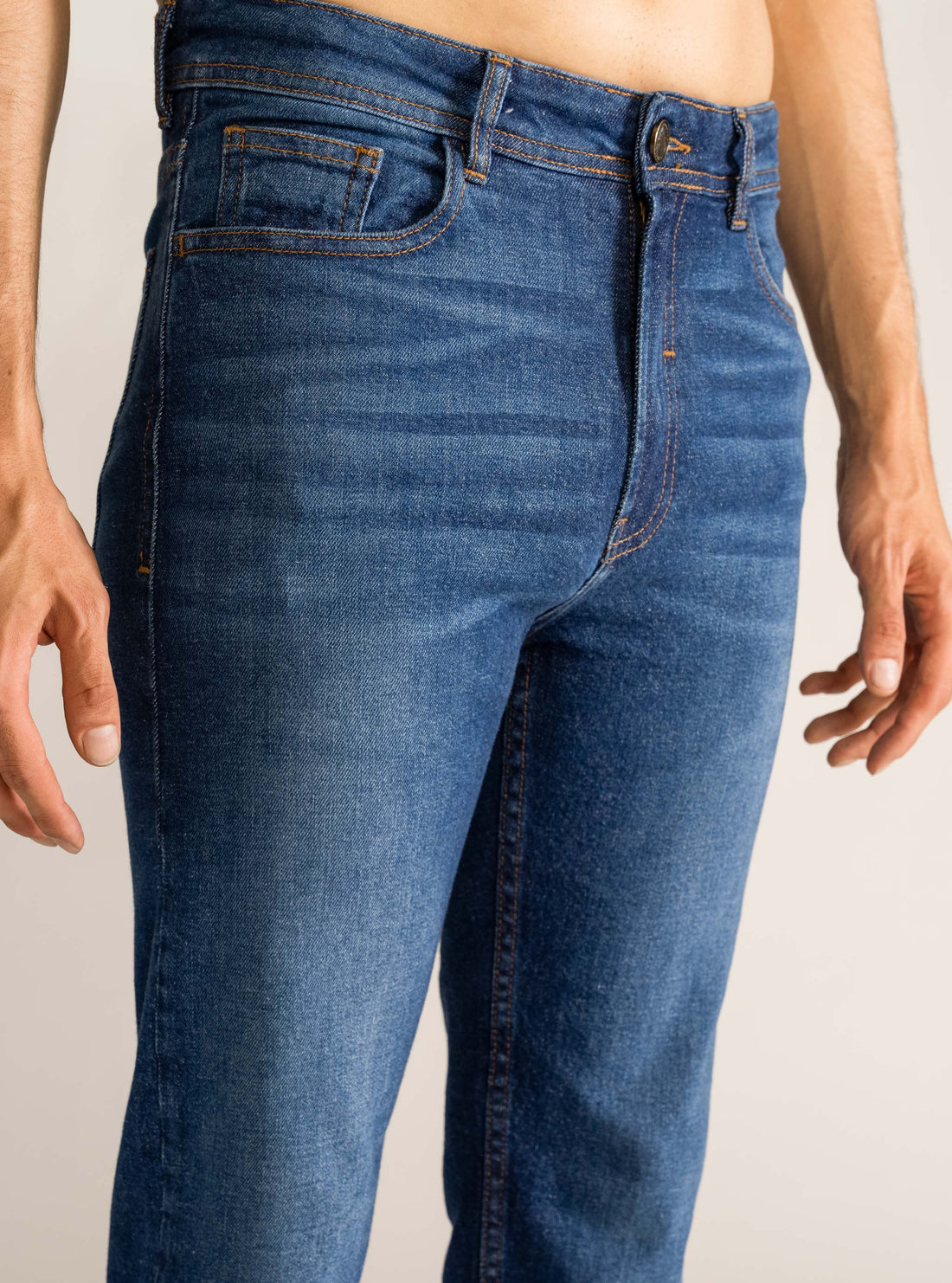 Mysterious Ways Slim Jeans, Azul Claro